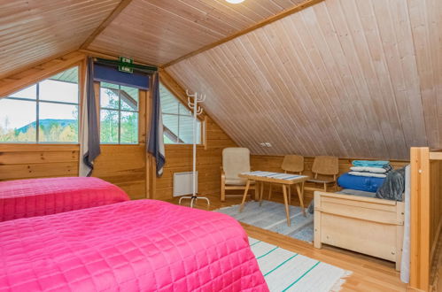 Foto 10 - Casa de 2 habitaciones en Kemijärvi con sauna y vistas a la montaña