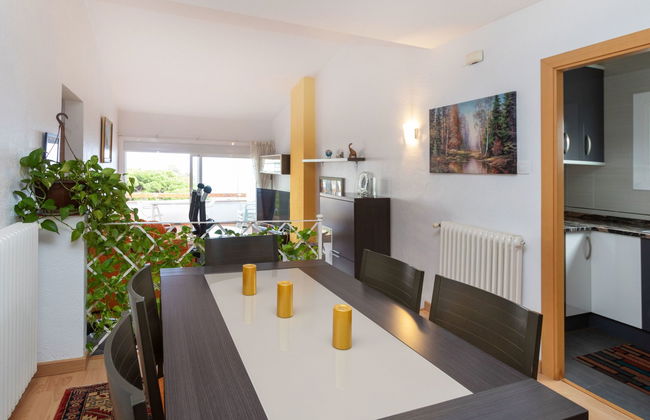 3 bedroom Apartment in Tossa de Mar with garden and terrace - Photo 9