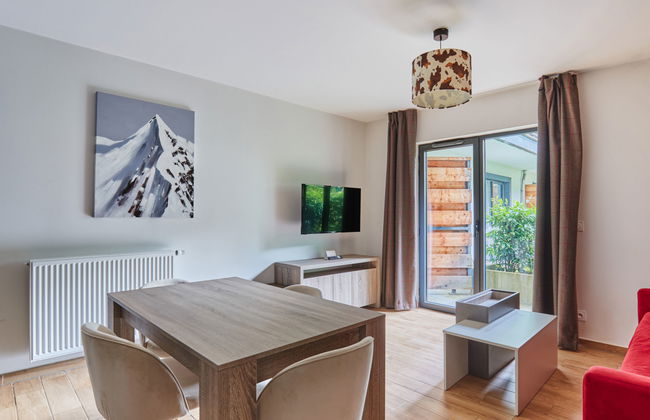 2 bedroom Apartment in Chamonix-Mont-Blanc with swimming pool and sauna - Photo 21