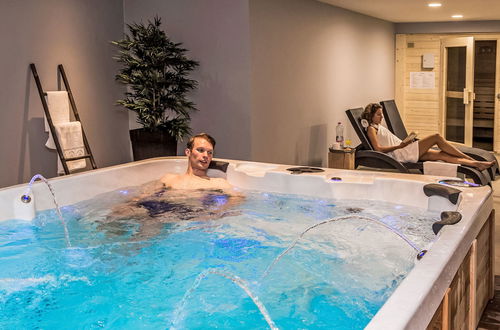 Foto 13 - Apartamento de 2 quartos em Chamonix-Mont-Blanc com piscina e sauna