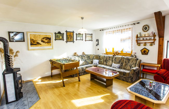 Casa de 4 quartos em Rovensko pod Troskami com jardim e sauna - Foto 3