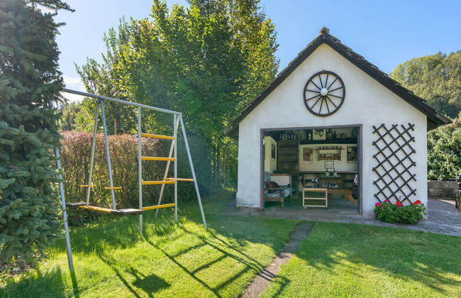 Casa de 4 quartos em Rovensko pod Troskami com jardim e sauna - Foto 30