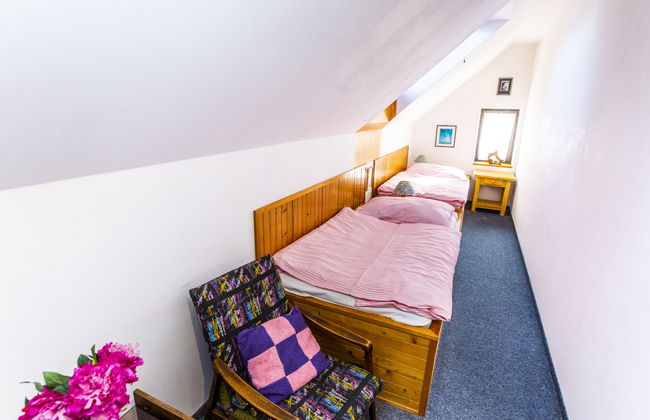 Casa de 4 quartos em Rovensko pod Troskami com jardim e sauna - Foto 21