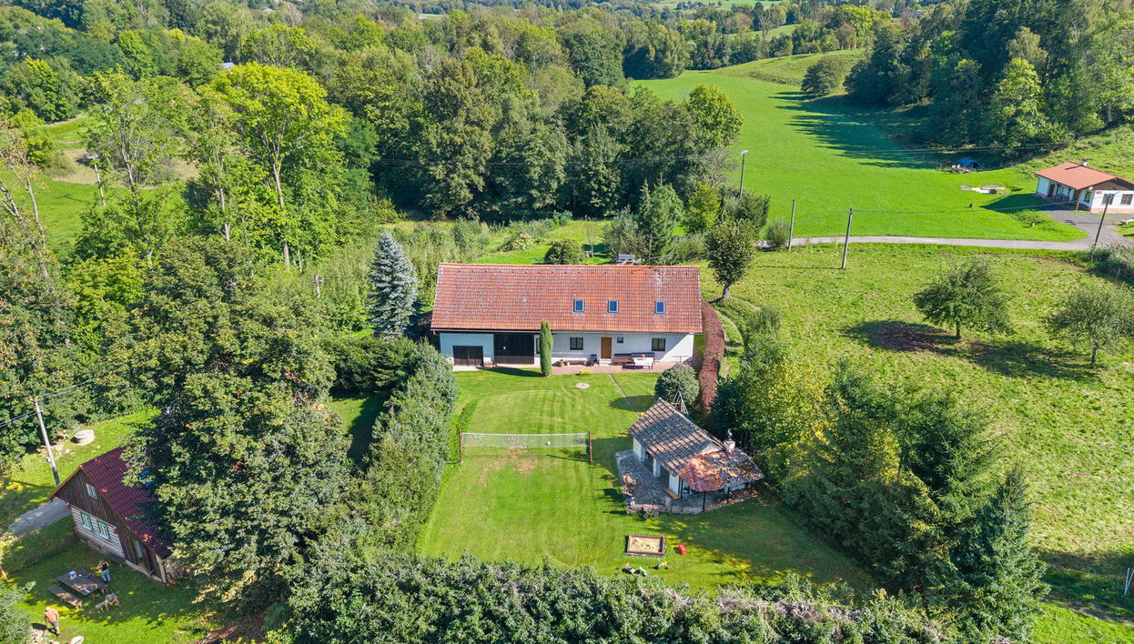 Haus mit 4 Schlafzimmern in Rovensko pod Troskami mit garten und sauna - Foto 1