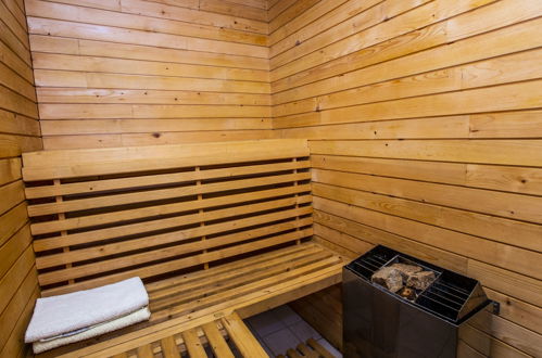 Foto 5 - Casa con 3 camere da letto a Rovensko pod Troskami con giardino e sauna