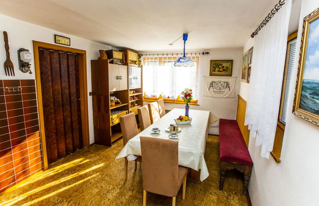 Casa de 4 quartos em Rovensko pod Troskami com jardim e sauna - Foto 14