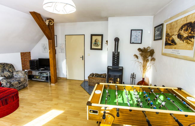 Casa de 4 quartos em Rovensko pod Troskami com jardim e sauna - Foto 13