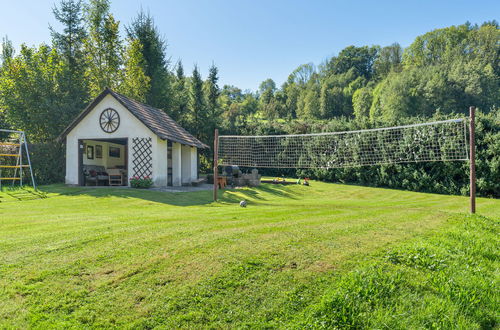 Foto 32 - Haus mit 4 Schlafzimmern in Rovensko pod Troskami mit garten und sauna