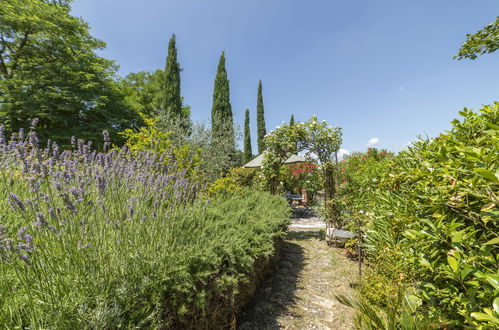 Foto 23 - Appartamento con 2 camere da letto a Castellina in Chianti con piscina e giardino