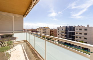 Foto 2 - Appartamento con 4 camere da letto a Salou con piscina e vista mare