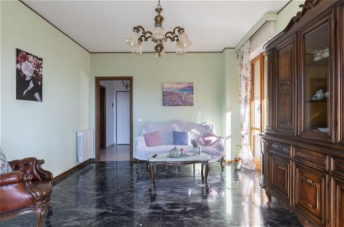 Photo 6 - 2 bedroom Apartment in San Lorenzo al Mare with sea view