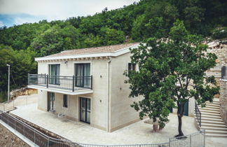 Photo 1 - Maison de 4 chambres à Imotski avec piscine privée et jardin