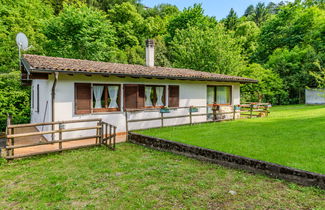 Foto 2 - Casa con 2 camere da letto a Claino con Osteno con giardino e vista sulle montagne