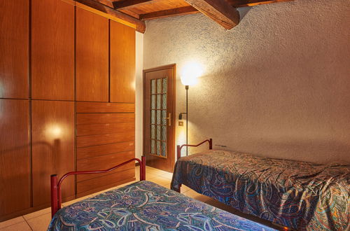 Foto 19 - Casa con 2 camere da letto a Claino con Osteno con giardino e vista sulle montagne