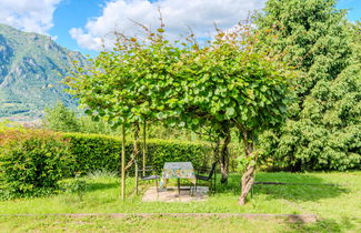 Foto 3 - Casa con 2 camere da letto a Claino con Osteno con giardino e vista sulle montagne