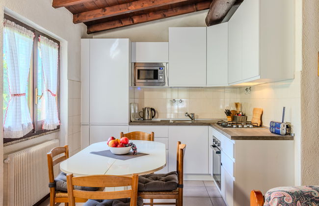 Casa de 2 quartos em Claino con Osteno com jardim e terraço - Foto 4