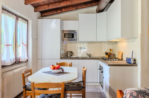 Foto 4 - Casa con 2 camere da letto a Claino con Osteno con giardino e vista sulle montagne