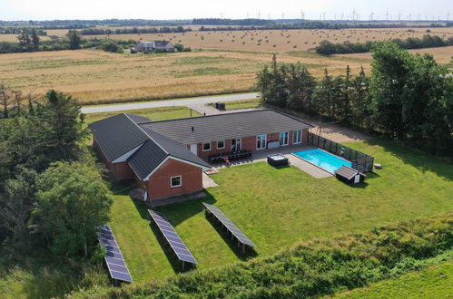 Foto 36 - Casa de 11 quartos em Bredebro com piscina privada e terraço