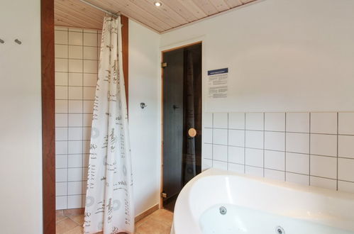 Photo 15 - 3 bedroom House in Harrerenden with terrace and sauna