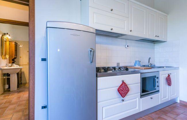 Apartamento de 2 quartos em Santa Luce com piscina e jardim - Foto 7