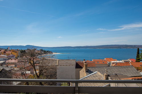 Foto 13 - Appartamento con 2 camere da letto a Crikvenica con vista mare