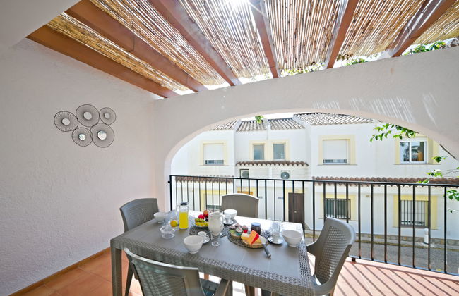 Casa de 3 quartos em Calp com piscina e jardim - Foto 6