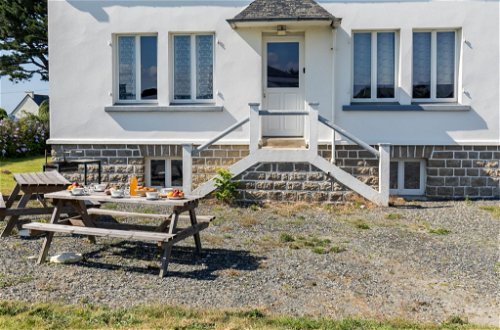 Foto 5 - Casa de 4 habitaciones en Locquirec con jardín y vistas al mar