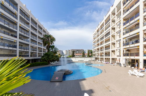 Foto 33 - Apartamento de 1 quarto em Salou com piscina e terraço