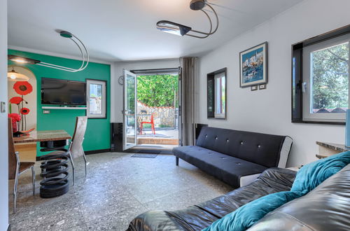 Foto 6 - Casa con 2 camere da letto a Labin con giardino e terrazza