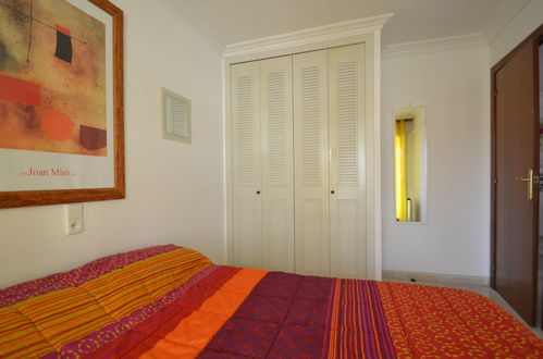 Foto 8 - Apartamento de 2 quartos em Salou com piscina e jardim