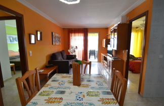 Foto 3 - Apartamento de 2 quartos em Salou com piscina e jardim