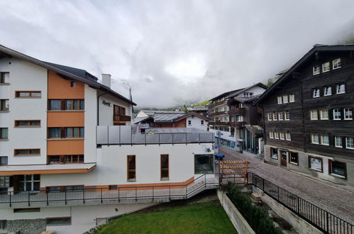 Foto 25 - Apartamento de 3 habitaciones en Saas-Fee