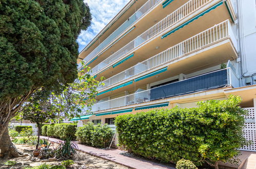 Photo 2 - Appartement de 2 chambres à Torredembarra avec terrasse et vues à la mer