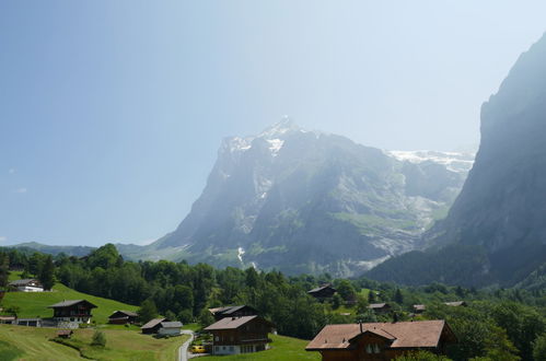 Foto 2 - Appartamento con 2 camere da letto a Grindelwald con terrazza e vista sulle montagne