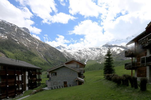 Foto 19 - Appartamento con 3 camere da letto a Saas-Fee