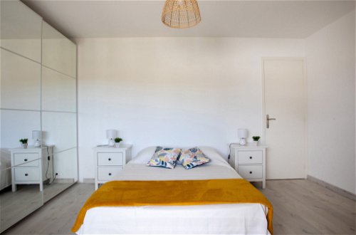 Foto 11 - Appartamento con 1 camera da letto a Cagnes-sur-Mer con terrazza e vista mare