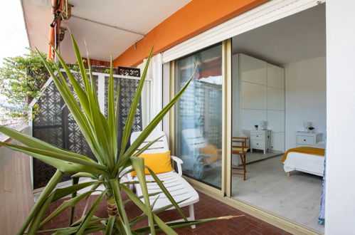 Foto 13 - Apartamento de 1 habitación en Cagnes-sur-Mer con terraza y vistas al mar