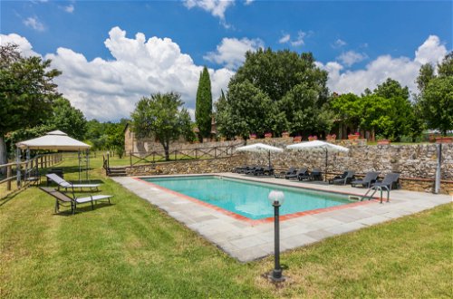 Foto 7 - Casa de 5 quartos em Bucine com piscina privada e jardim