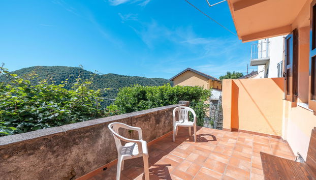 Casa de 4 habitaciones en Maccagno con Pino e Veddasca con terraza - Foto 4