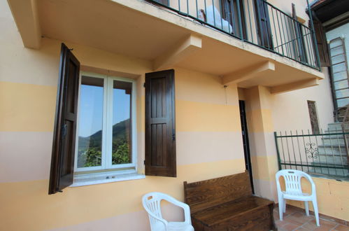 Photo 5 - Maison de 4 chambres à Maccagno con Pino e Veddasca avec terrasse et vues sur la montagne