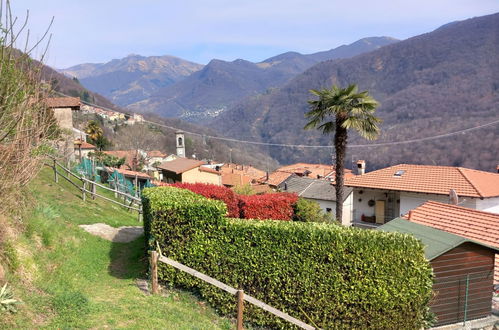 Foto 27 - Casa con 4 camere da letto a Maccagno con Pino e Veddasca con terrazza e vista sulle montagne