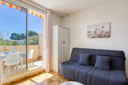 Foto 4 - Apartamento em Saint-Cyr-sur-Mer com terraço e vistas do mar