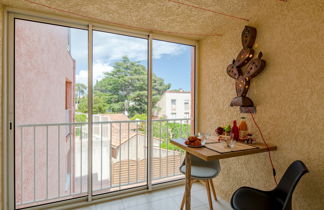 Foto 1 - Apartamento de 1 quarto em Fréjus com vistas do mar
