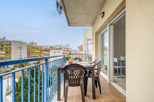 Foto 16 - Apartamento de 2 habitaciones en Roses con terraza y vistas al mar