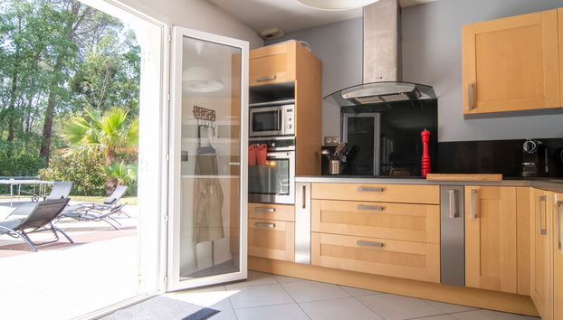 Casa de 5 quartos em Bagnols-en-Forêt com piscina privada e jardim - Foto 4
