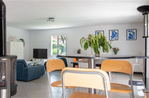Foto 9 - Casa de 4 habitaciones en Bagnols-en-Forêt con piscina privada y terraza