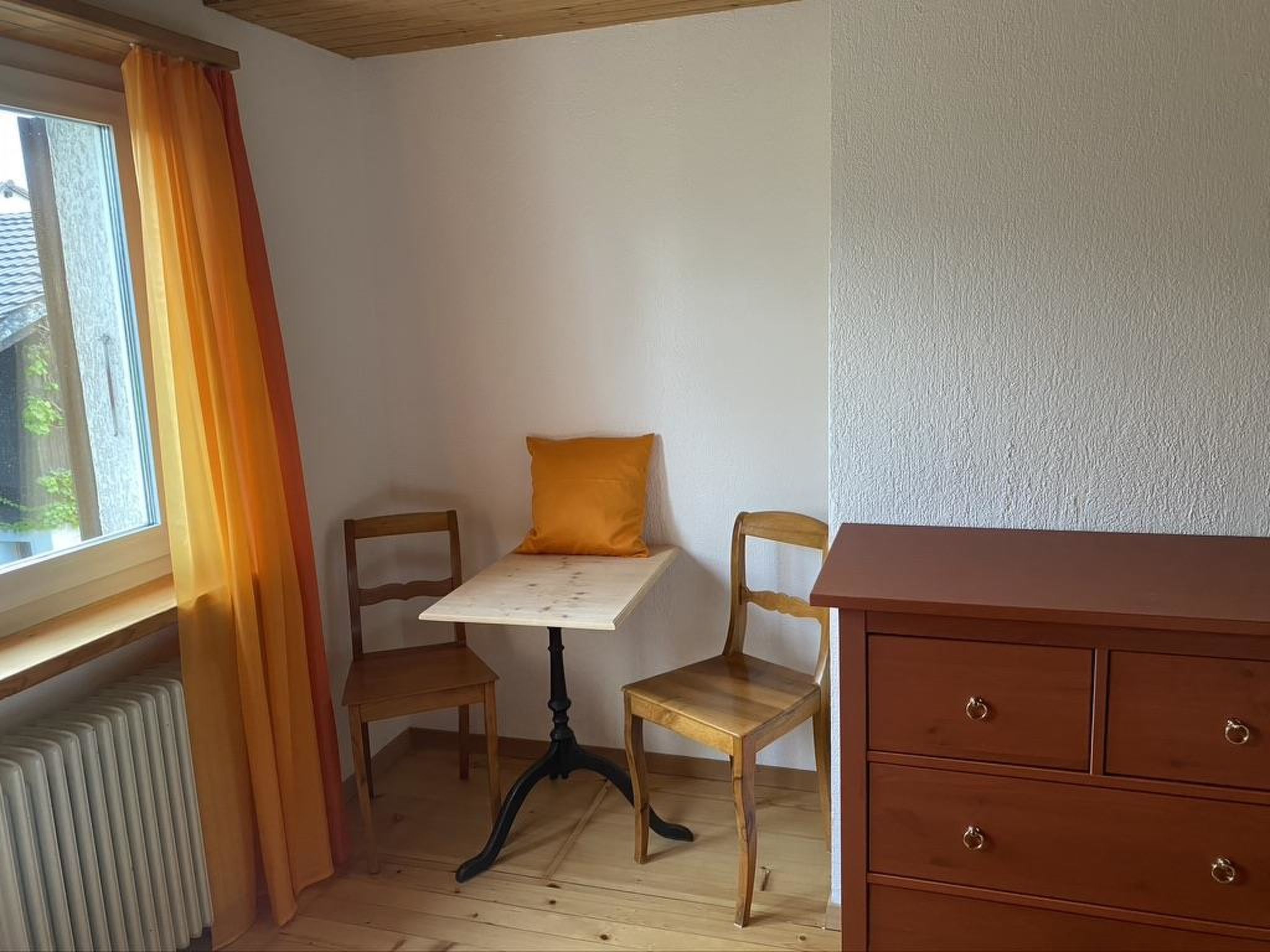 Foto 33 - Appartamento con 4 camere da letto a Steffisburg con giardino