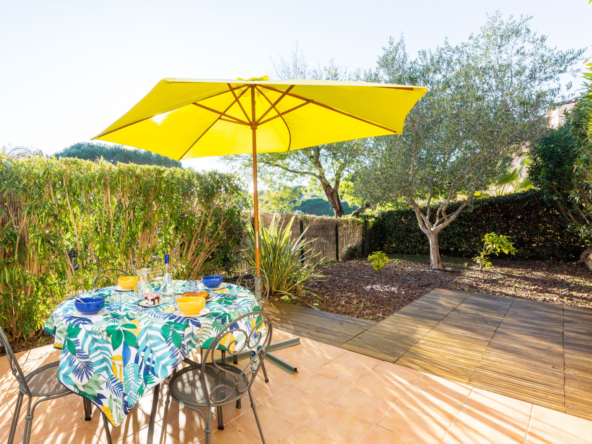 Photo 2 - Maison de 2 chambres à Roquebrune-sur-Argens avec piscine et vues à la mer