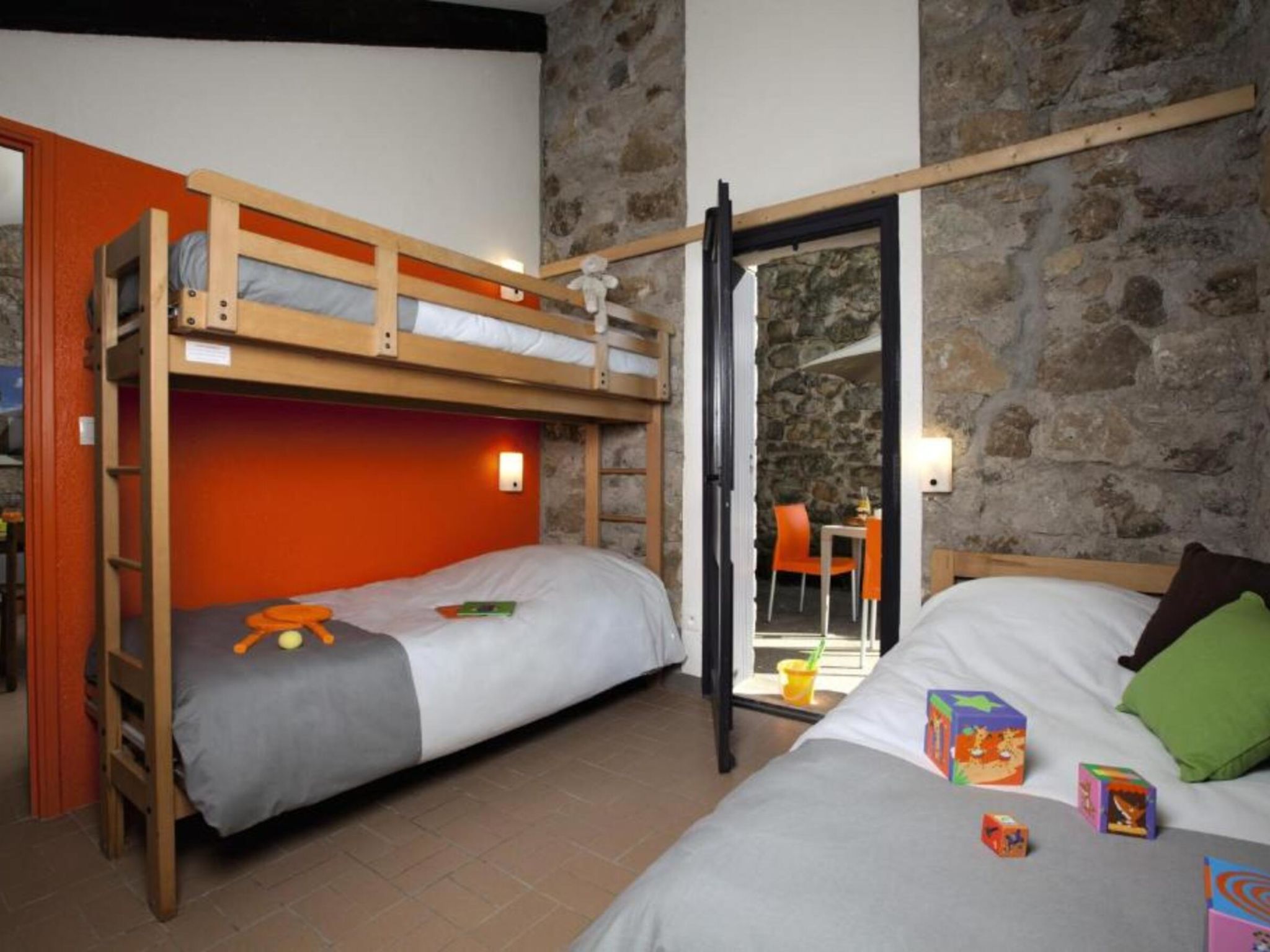 Foto 7 - Appartamento con 2 camere da letto a Chambonas con piscina e giardino