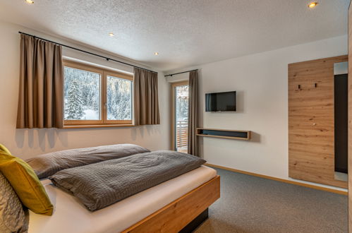 Foto 37 - Appartamento con 7 camere da letto a See con terrazza e vista sulle montagne